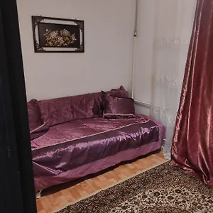 Апартаменты 2-Х Ком Центр Арбат, Алматы